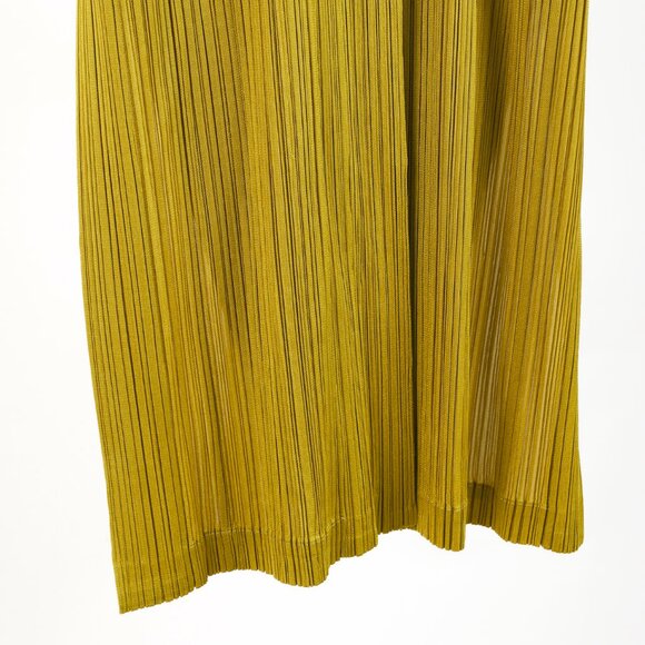 Issey Miyake Pleats Please Chartreuse Pleated Long Buttoned Cardigan - Picture 6 of 10